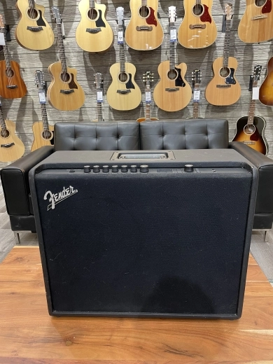 Fender - GT200 Combo Amp 2