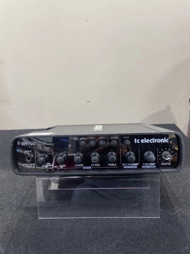 T.C. RH750 Bass Amp Head