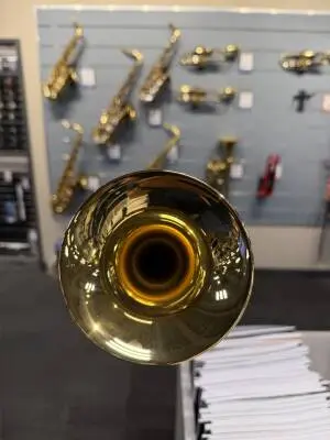 Yamaha YTR2330 2