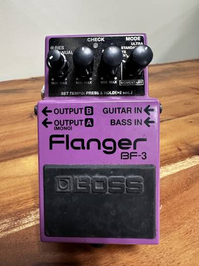 BOSS BF-3 Flanger Pedal | Long & McQuade