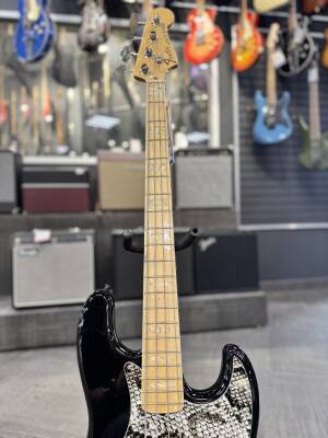 Store Special Product - Fender Geddy Lee J Bass