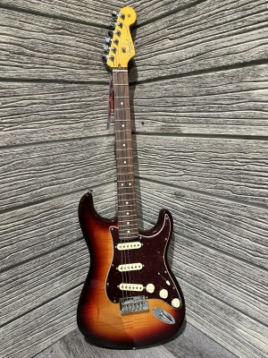 Store Special Product - FENDER 70TH ANNIV AM PRO II STRAT COMET BURST