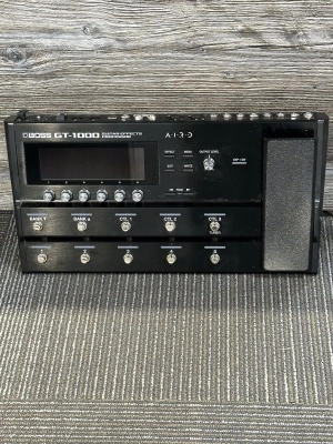 BOSS MULTI EFFECTS PROCESSOR