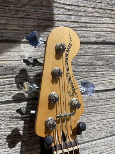 SQUIER 20TH ANNIVERSARY 5 STRING 2