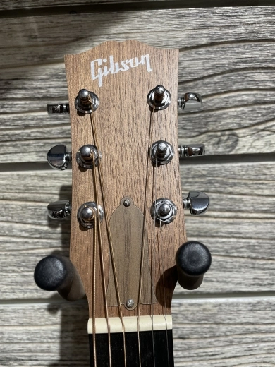 Gibson - G-00 3