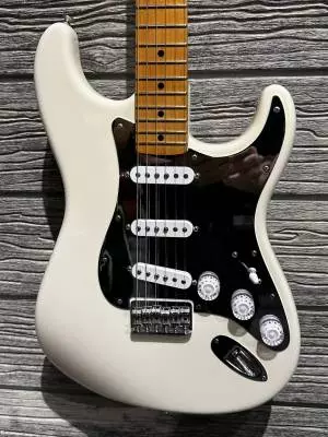 Store Special Product - FENDER NILE RODGERS STRAT