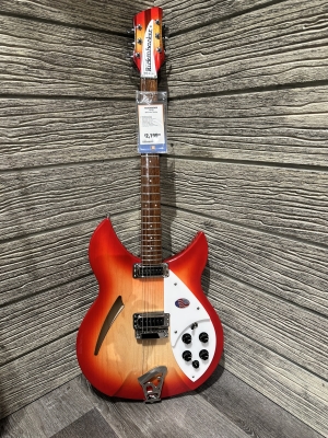 Store Special Product - RICKENBACKER 330 FIREGLO 6 STR THINLINE