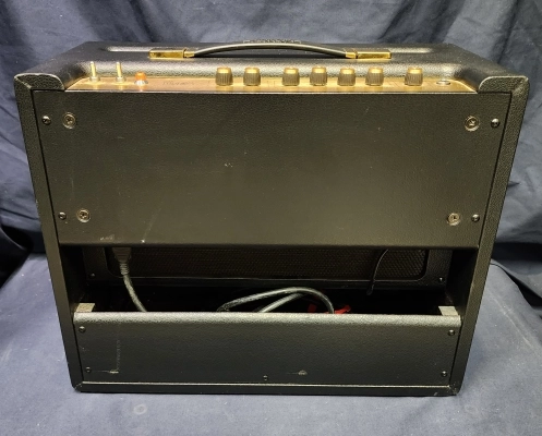 Marshall Origin 20W 1x10 Combo 2