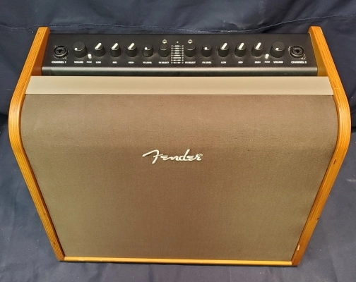Fender Acoustic 200 Amplifier 2
