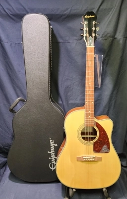 Epiphone J15EC Deluxe with Hard Case