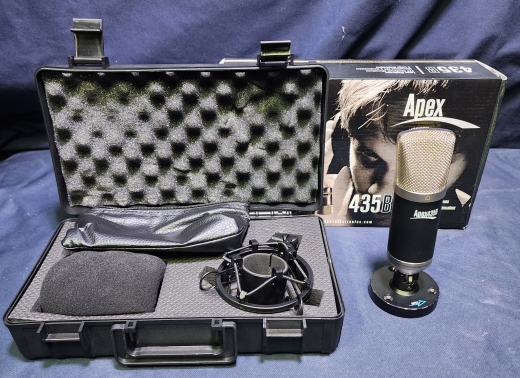 APEX435 Compact Studio Microphone with Case