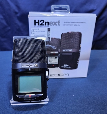 Zoom - H2N Handheld Recorder