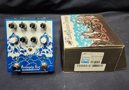 Gear Hunter | EarthQuaker Devices - Avalanche Run Delay/Reverb