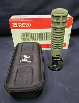 Electro-Voice - RE20