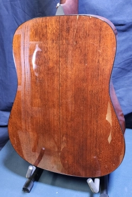 Martin D-18 Standard 4