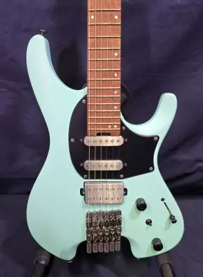 Ibanez - Q54 Headless Electric Guitar - Sea Foam Green Matte 2