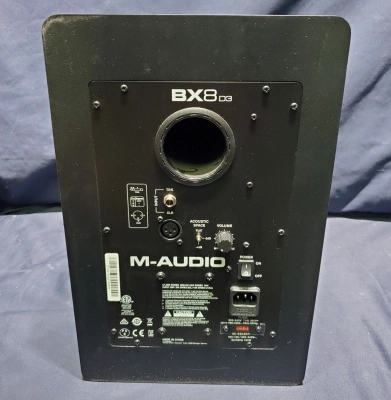 M-Audio - BX8 D3 Powered Studio Monitor 3