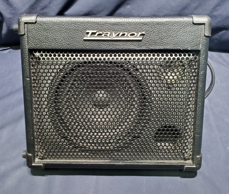 Traynor Travelmate Battery Powered Amp