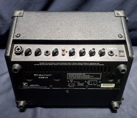 Traynor Travelmate Battery Powered Amp 2
