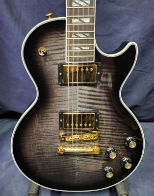 Gibson Les Paul Supreme - Trans Black 2