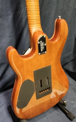 Ernie Ball Music Man Sabre HH - Honey Suckle 5