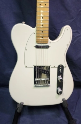 Fender Player Telecaster Maple - Polar White 2