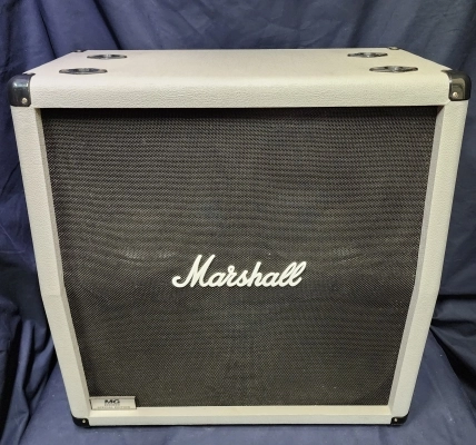 Marshall MG412 4x12 Speaker Cabinet - Special Edition Silver