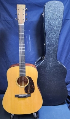 Martin D-18 Standard