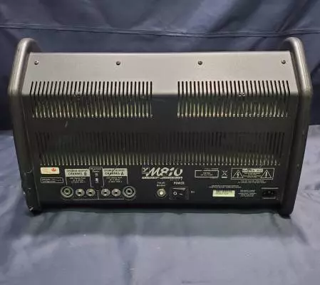 Yorkville Sound M810-2 Powered Mixer 2