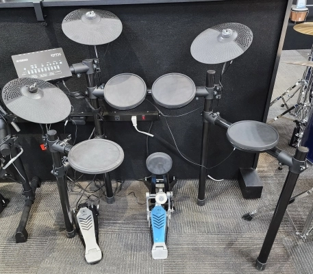 Yamaha - DTX452K Electronic Drum Kit