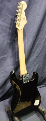 Squier Mini Strat Left Handed - Black 2