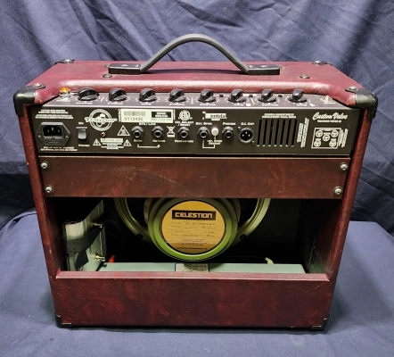 Traynor - YCV20WR Tube Combo 2