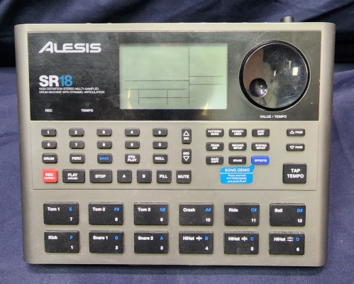 Alesis - SR-18 Drum Machine