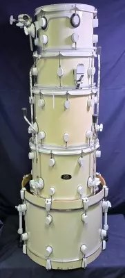 DW Pacific 805 Drum Kit