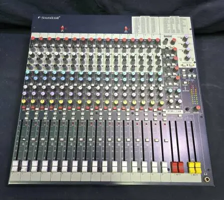 Soundcraft - FX16II