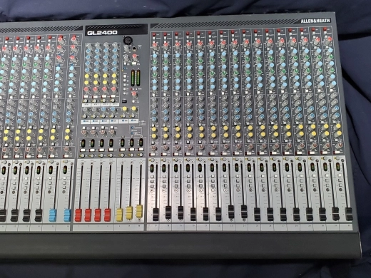 Allen & Heath - 32 Channel Live Console 3