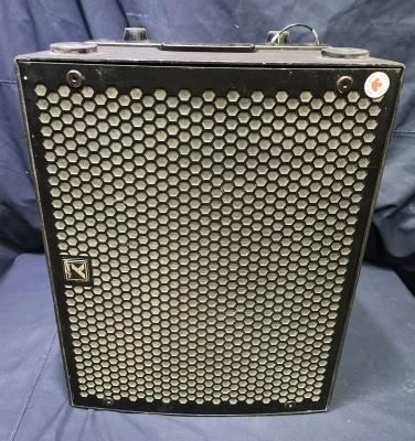 Yorkville Sound PSA1 1200w Powered Line Array