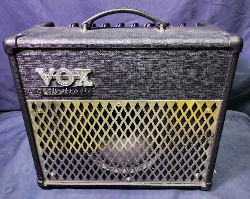 Gear Hunter | Vox AD15VT