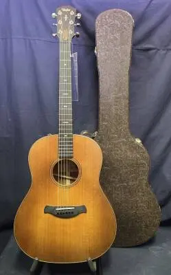 Taylor Guitars - 517E Builders Edition