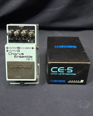 BOSS Stereo Chorus | Long & McQuade