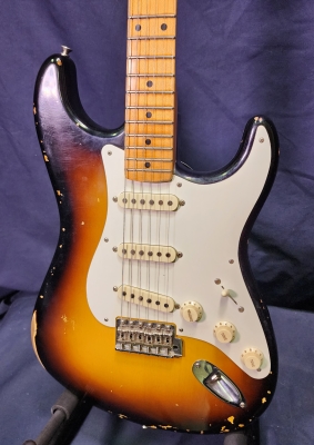 Fender Custom Shop 56 Strat Relic - Faded Aged 2-Colour Sunburst