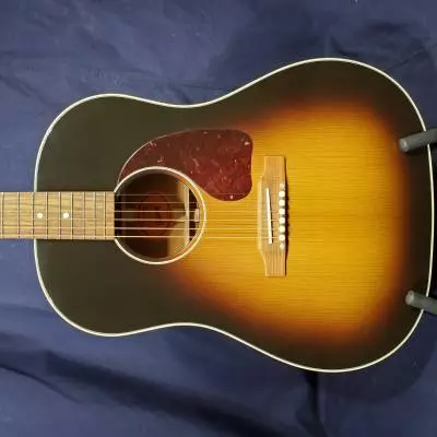 Gibson J-45 Vintage - Vintage Sunburst 2