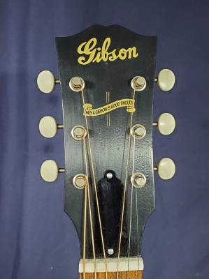 Gibson J-45 Vintage - Vintage Sunburst 3