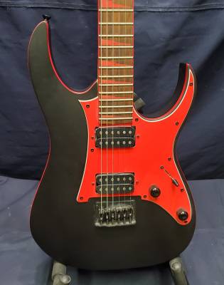 Ibanez Gio RG - Flat Black with Red Pickguard 2