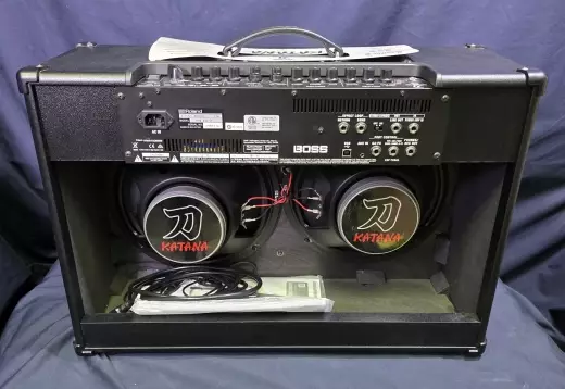 BOSS Katana 100 MkII 2x12 Combo 3