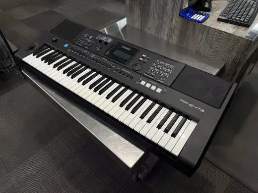 Yamaha - PSRE473