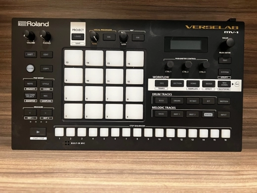 Roland - MV-1