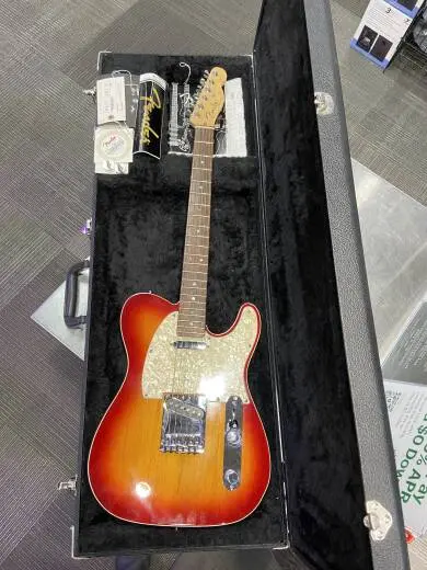 FENDER AM DLX TELE RW ACB 2