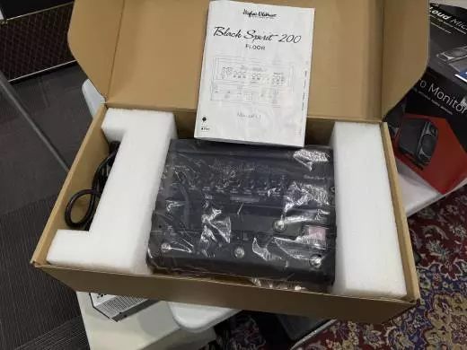 Hughes & Kettner - SPIRIT200FLOOR 2