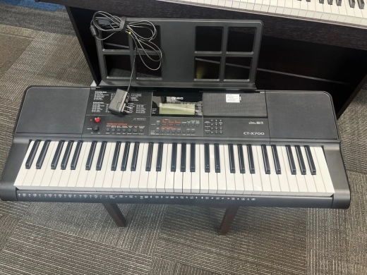 Casio - CT-X700